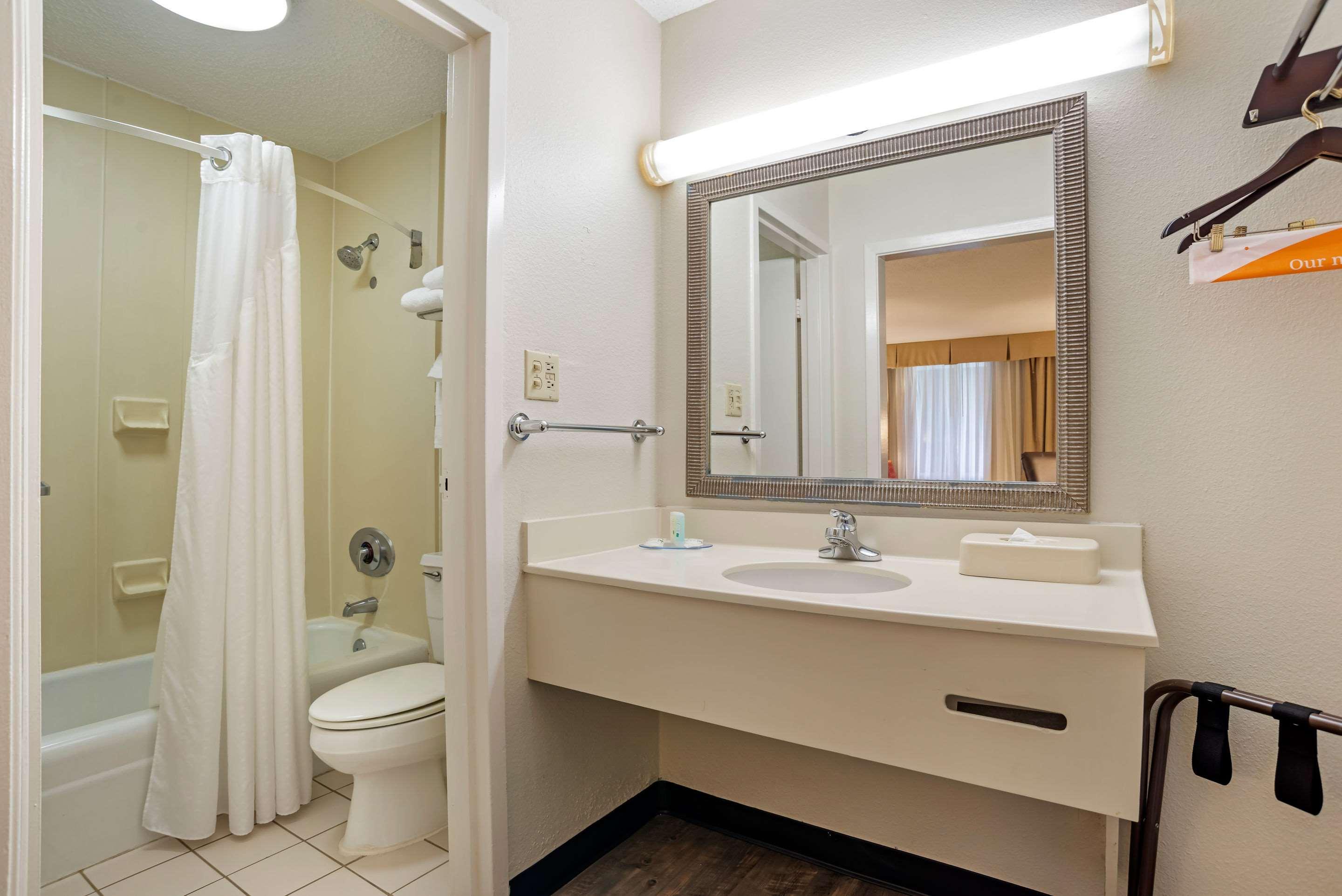 Quality Inn Baton Rouge East I-12 Exterior foto